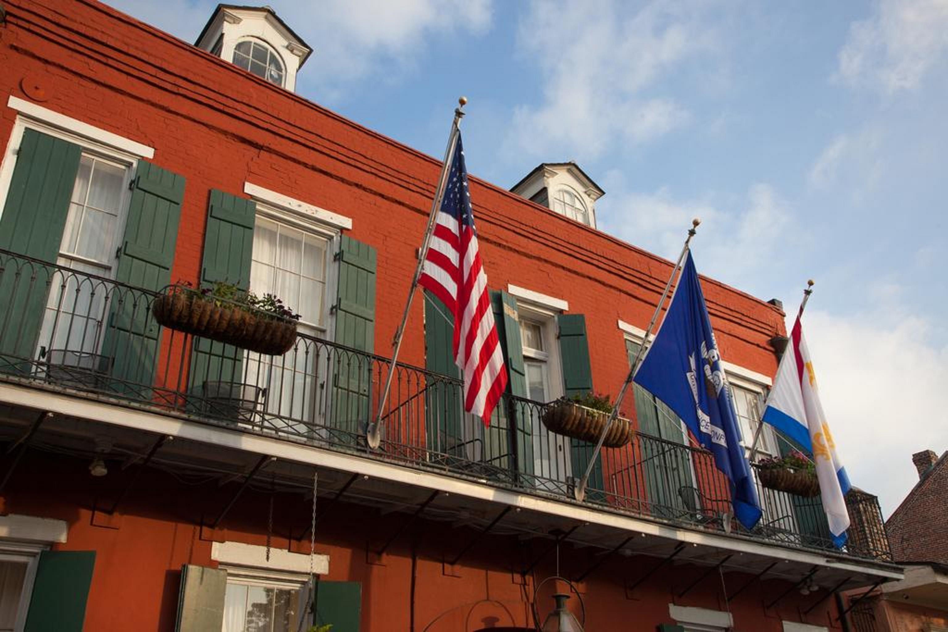 Hotel St. Pierre French Quarter New Orleans Exterior photo